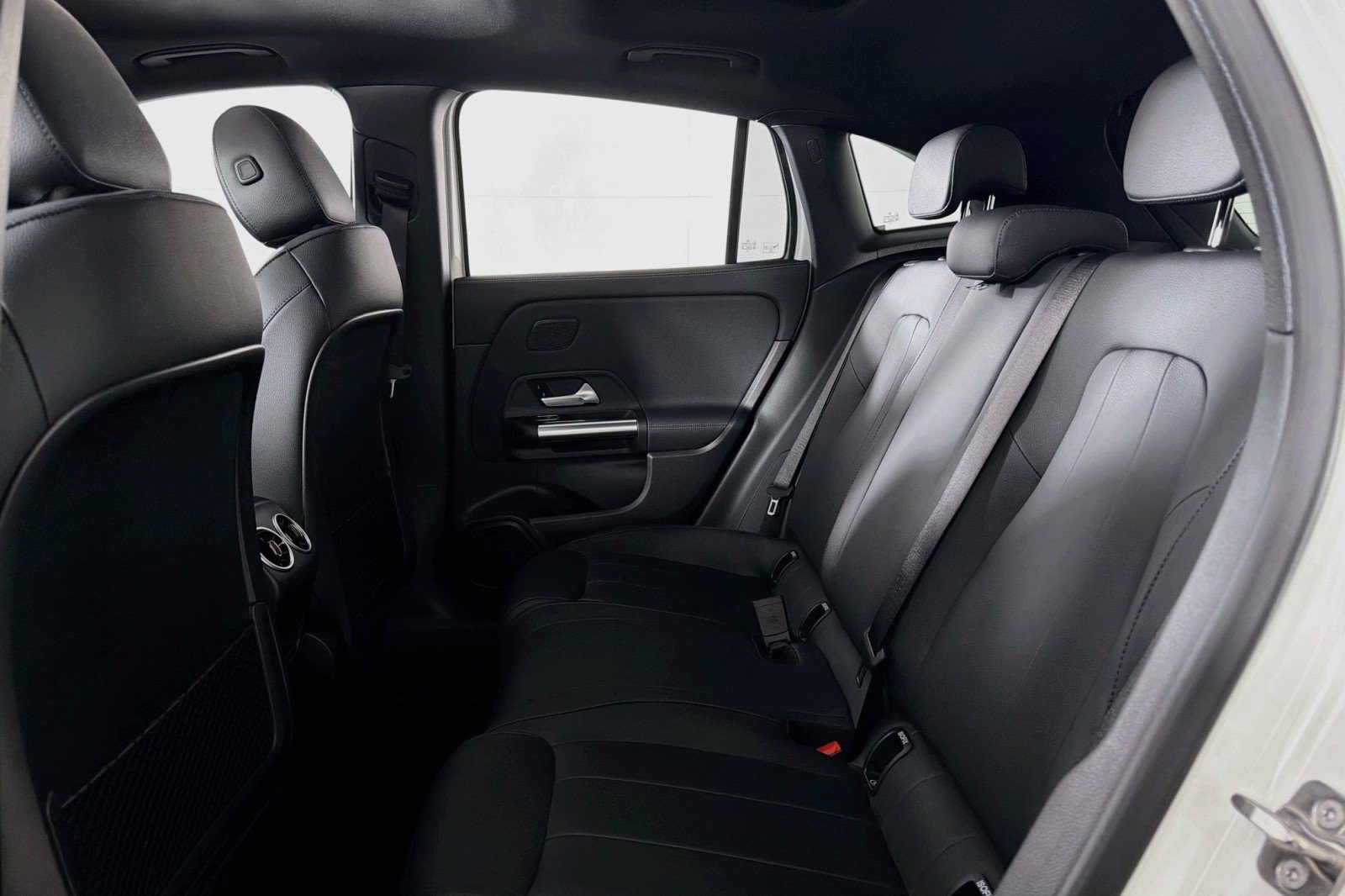 New 2026 Mercedes-Benz GLA 250 image 7