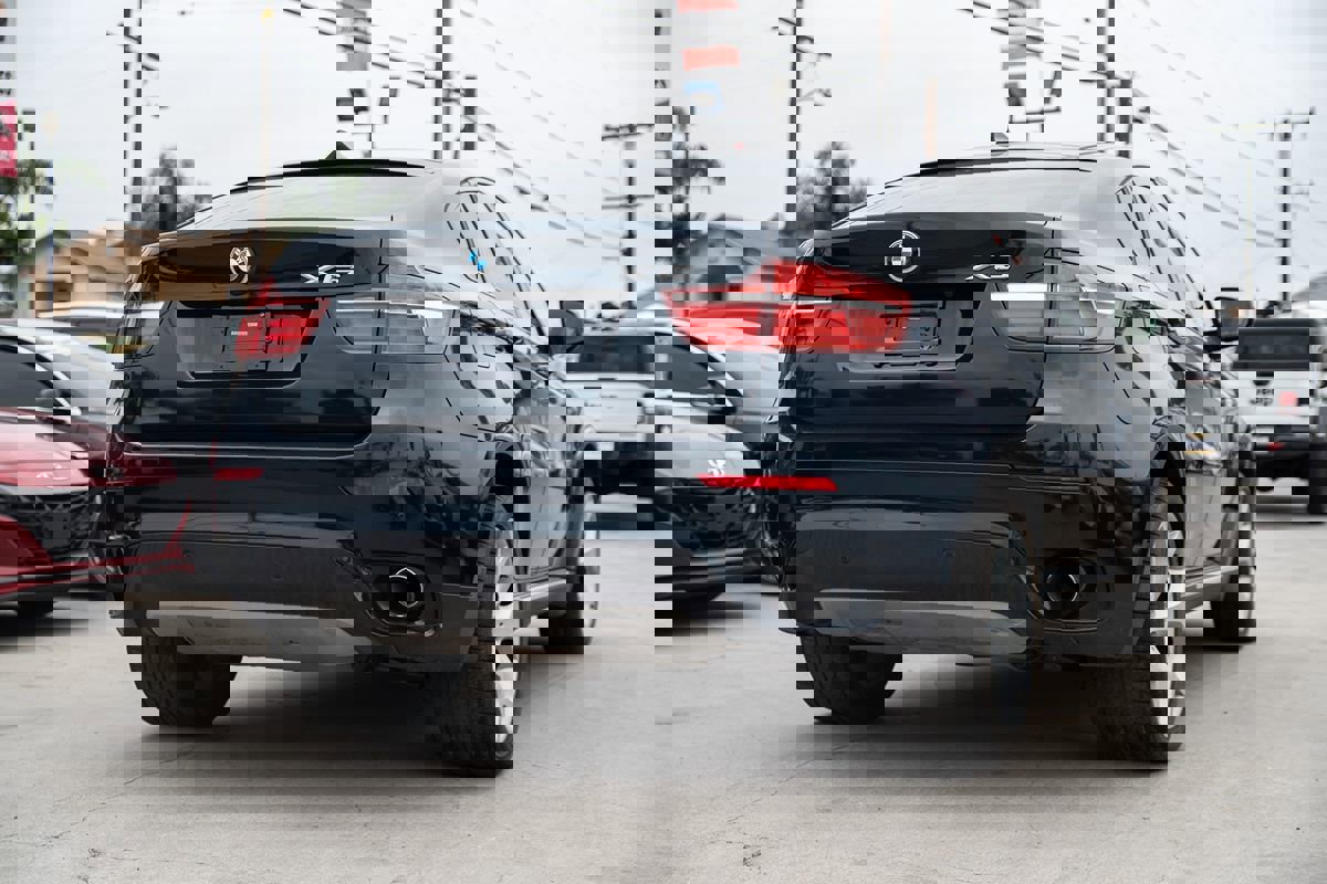 Used 2014 BMW X6 xDrive35i image 8