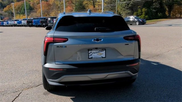 New 2026 Chevrolet Blazer EV LT image 7