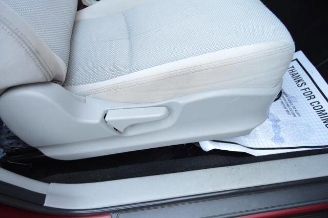 Used 2011 Subaru Forester 2.5X Premium w/ All-Weather Pkg image 30