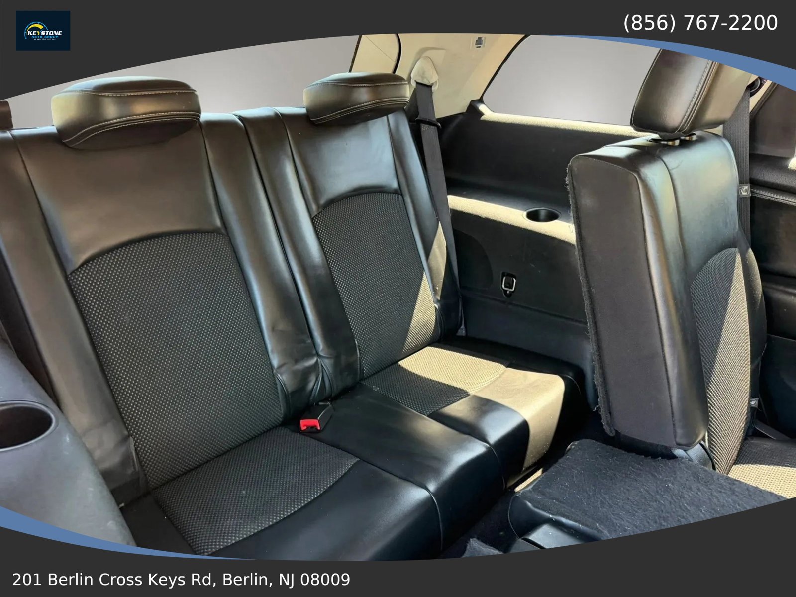 Used 2018 Dodge Journey Crossroad w/ Nav & Sun Group FWD image 15