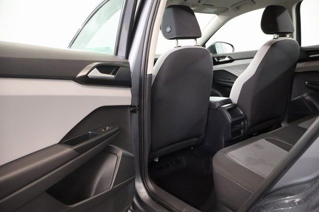 Used 2022 Volkswagen Taos S image 24