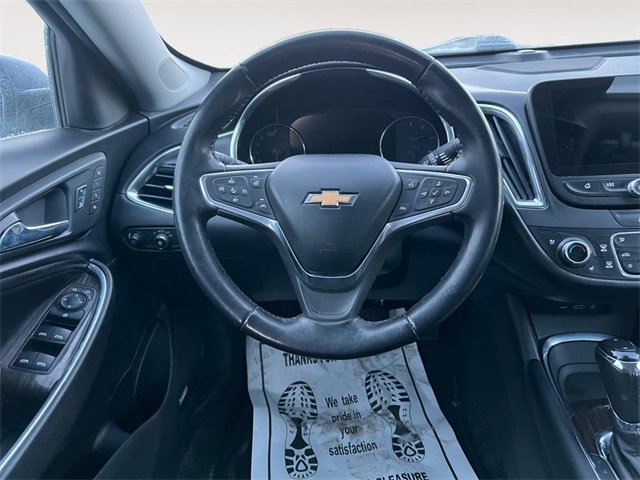 Used 2020 Chevrolet Malibu Premier image 11