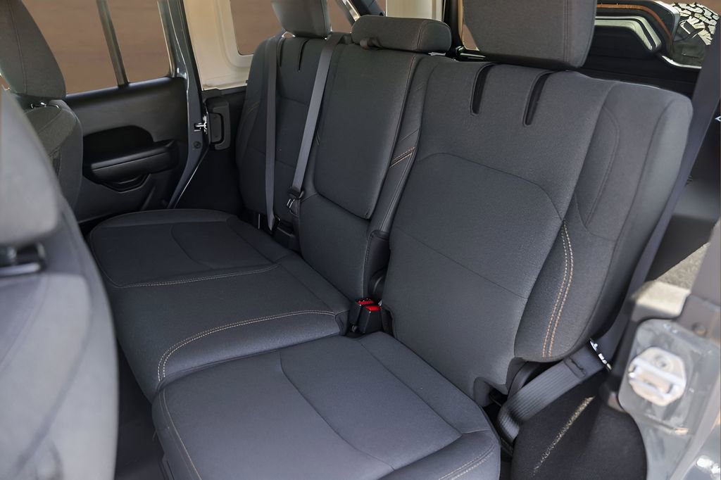 Used 2025 Jeep Wrangler Unlimited Sport S 4xe image 23