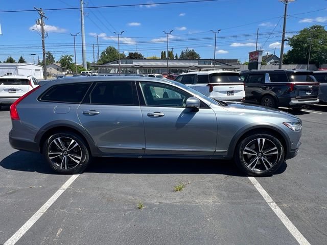 Used 2018 Volvo V90 T5 Cross Country w/ Convenience Package AWD/4WD image 8