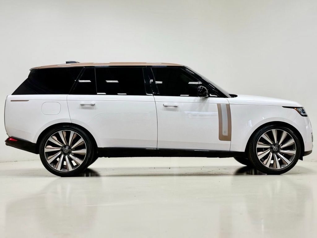 Used 2023 Land Rover Range Rover SV AWD/4WD image 21