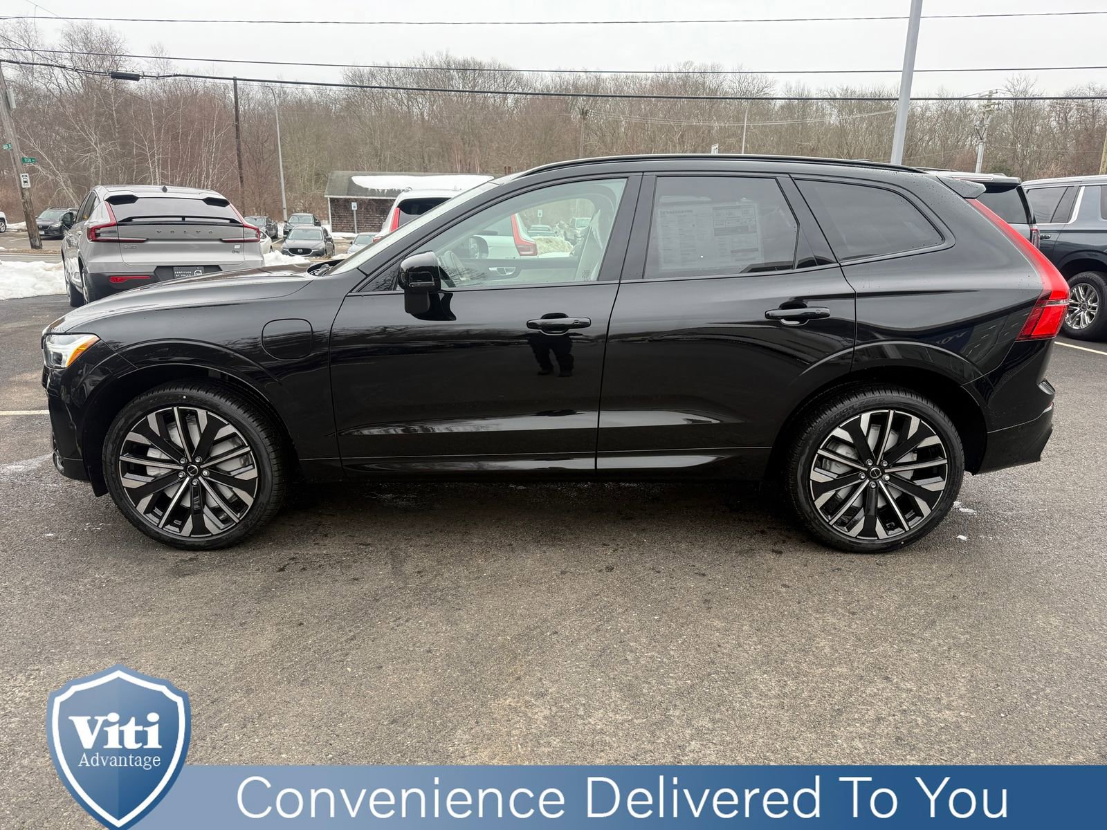 New 2026 Volvo XC60 T8 Ultra w/ Protection Package Premier image 5