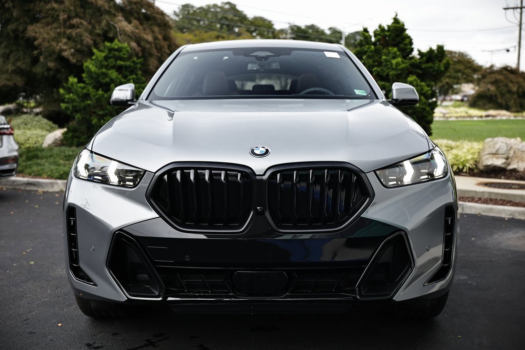 New 2026 BMW X6 xDrive40i w/ Premium Package image 13