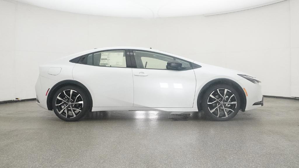 New 2026 Toyota Prius Plug-In Hybrid image 30