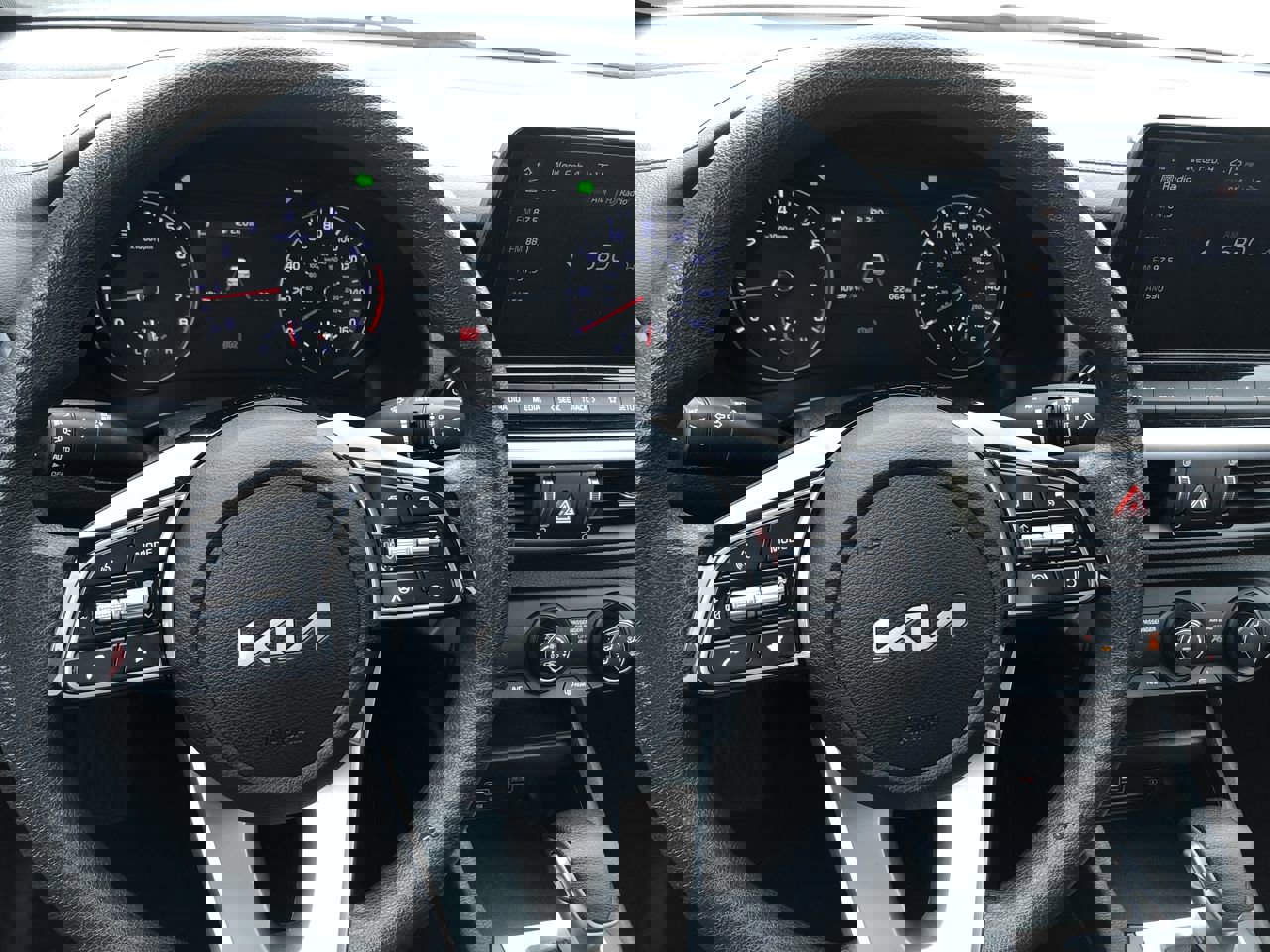 Used 2024 Kia Forte LXS w/ LXS Technology Package image 14