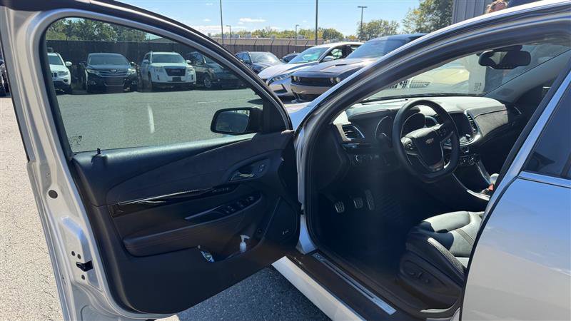 Used 2016 Chevrolet SS image 19