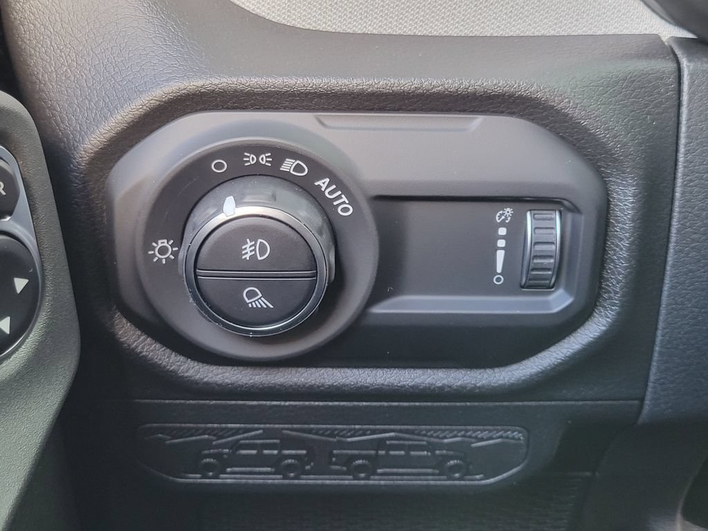 New 2026 Jeep Gladiator Sport AWD/4WD image 11