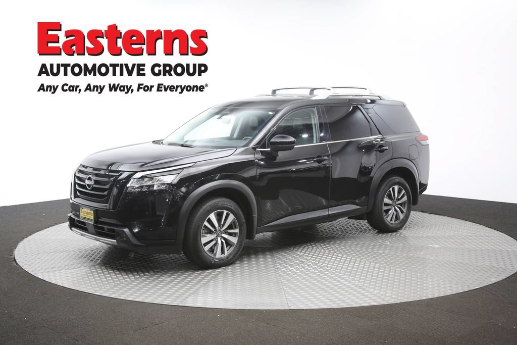 Used 2023 Nissan Pathfinder SL w/ Lighting Package (N92) AWD/4WD image 57