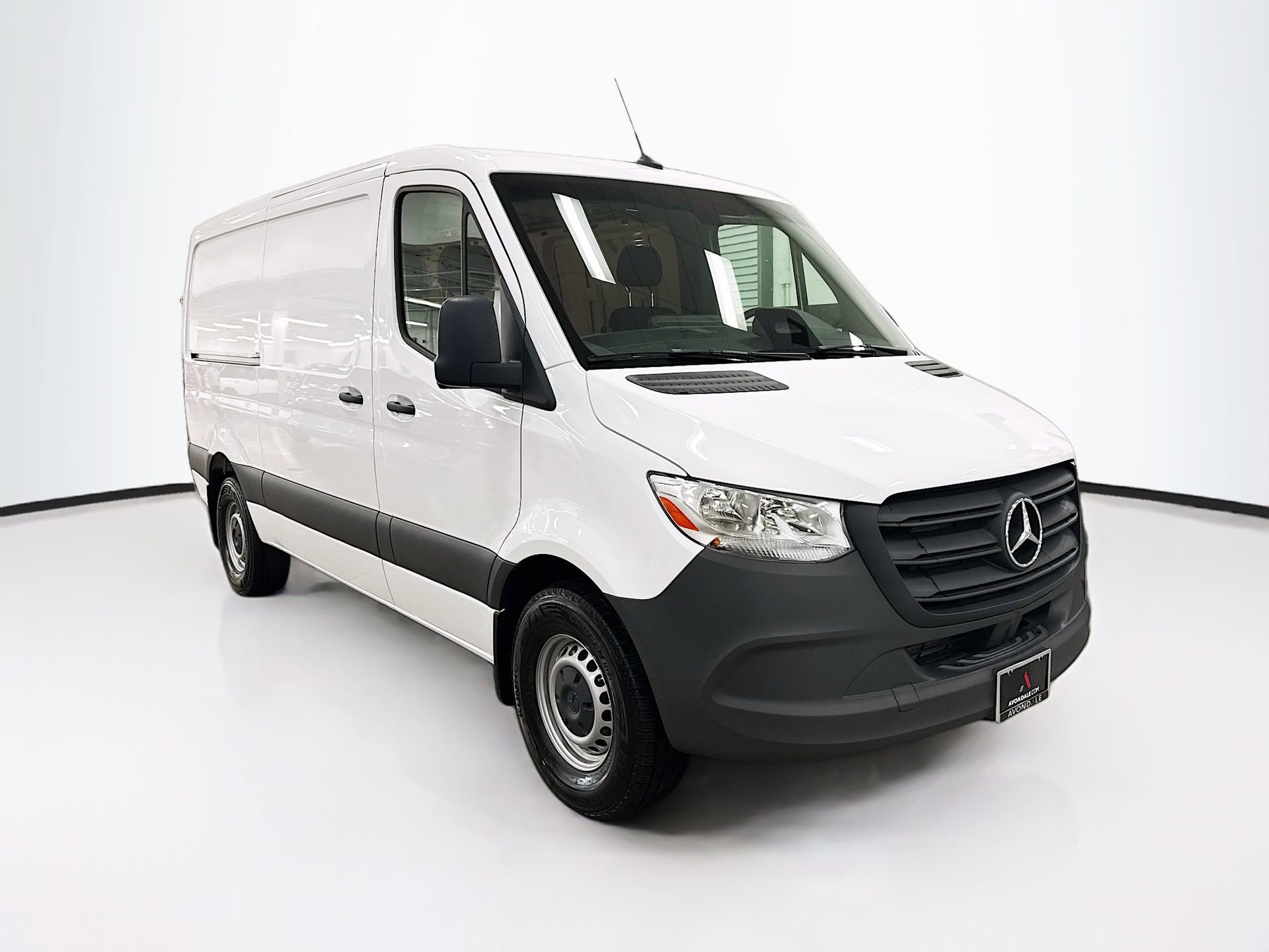 Used 2025 Mercedes-Benz Sprinter 2500 image 1