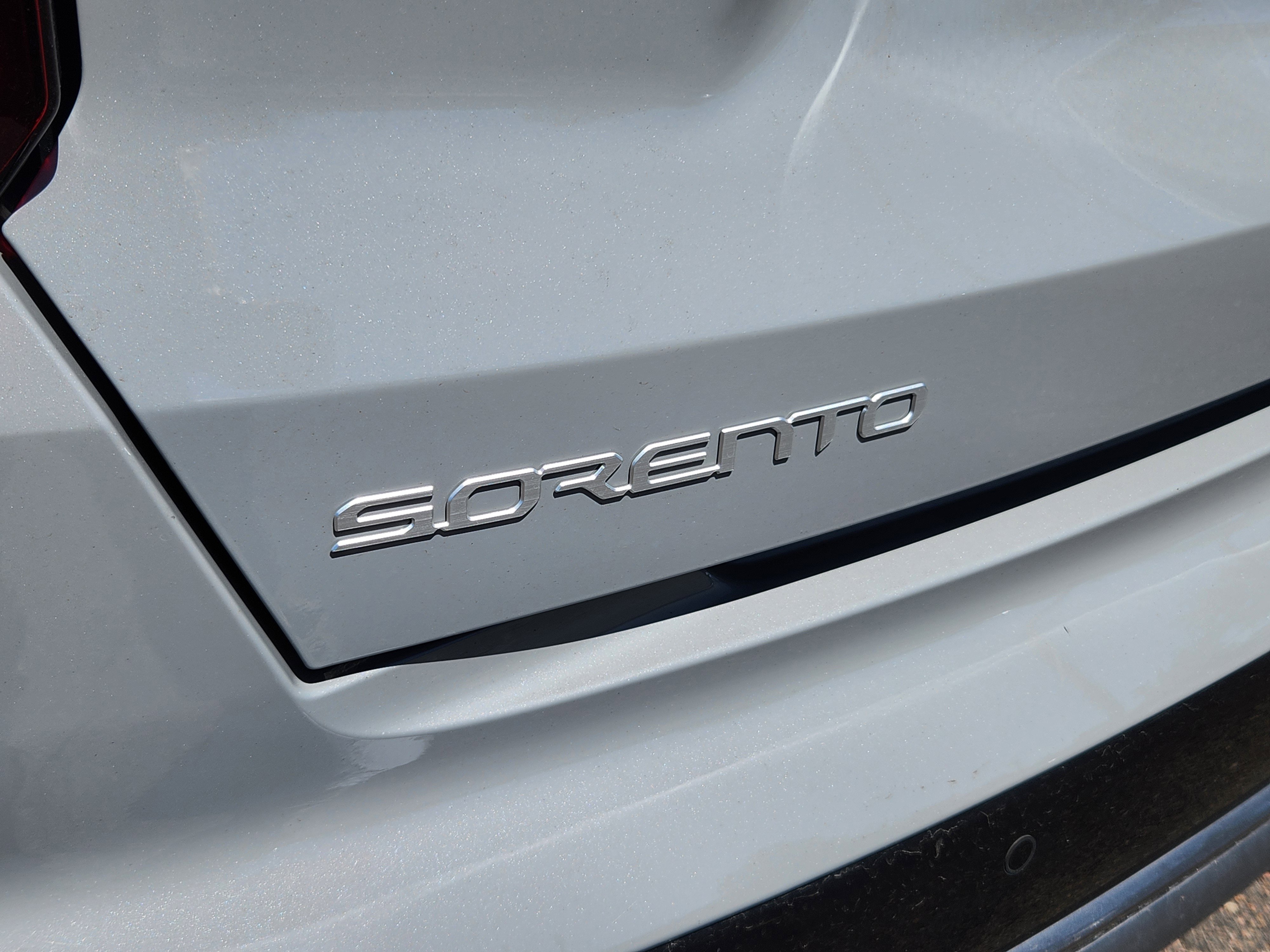 Used 2023 Kia Sorento SX image 25