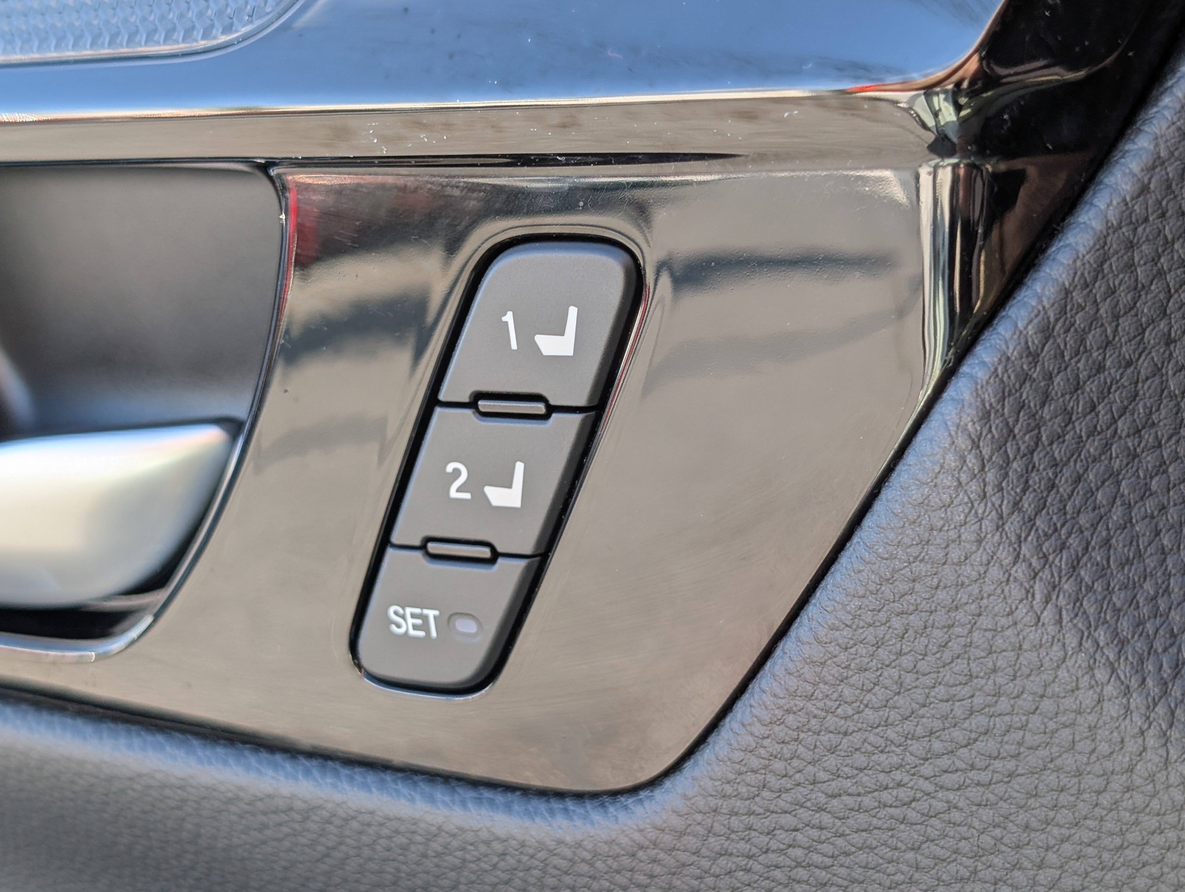 Used 2024 Honda CR-V EX-L image 20