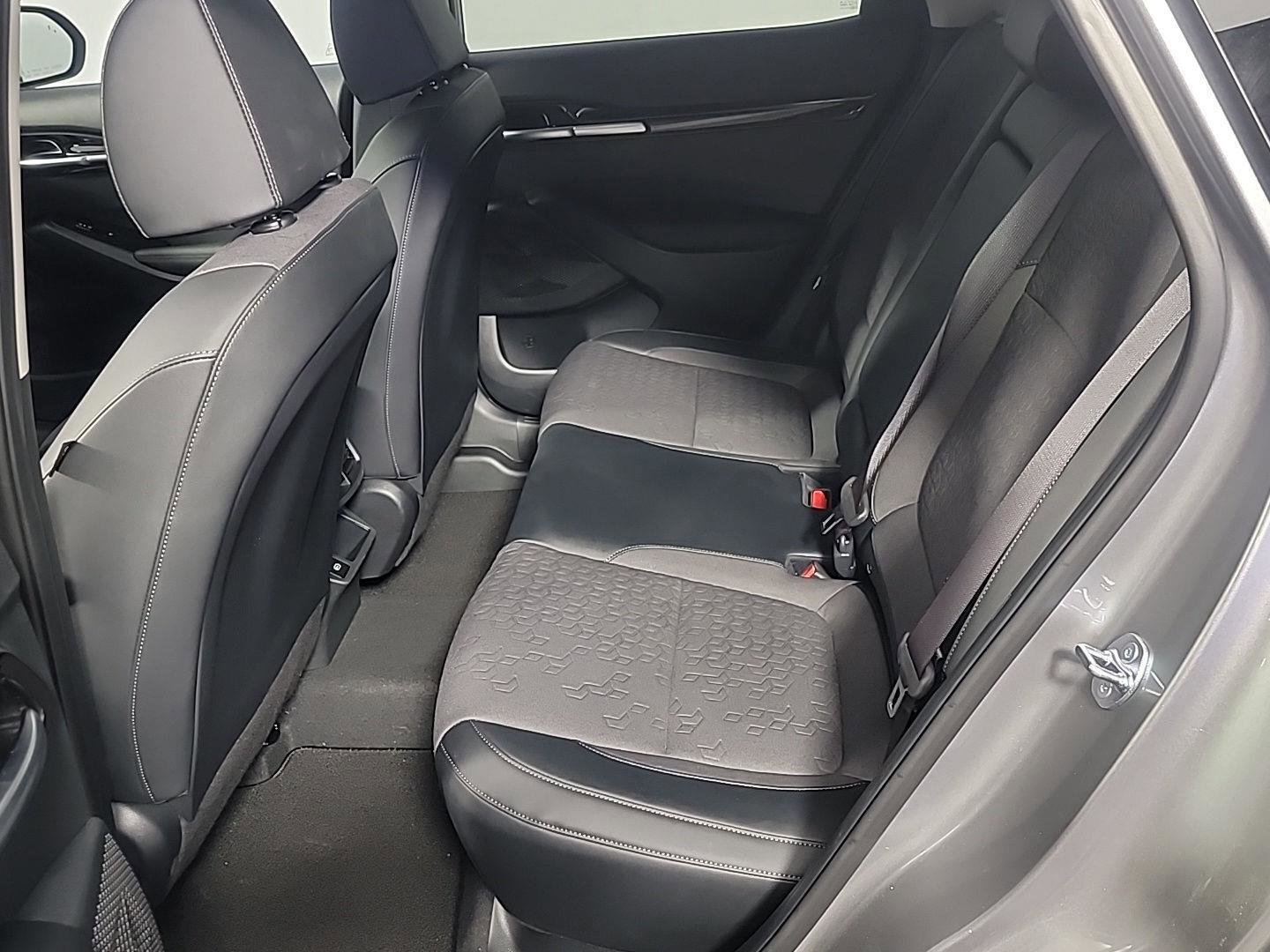 Used 2026 Kia Seltos S AWD/4WD image 17