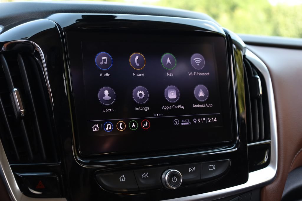 Used 2020 Chevrolet Traverse High Country w/ LPO, Floor Liner Package AWD/4WD image 12