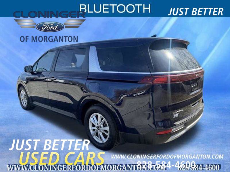 Used 2023 Kia Carnival LX image 5