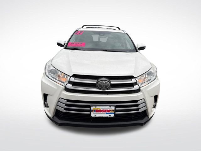 Used 2017 Toyota Highlander XLE AWD/4WD image 8