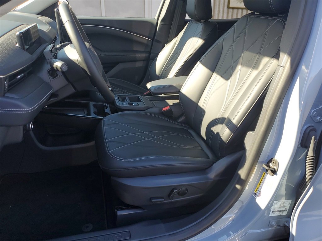 New 2025 Ford Mustang Mach-E Select image 16