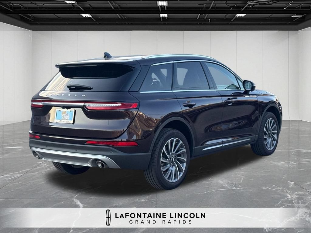Certified 2023 Lincoln Corsair Reserve w/ Equipment Group 201A AWD/4WD image 5
