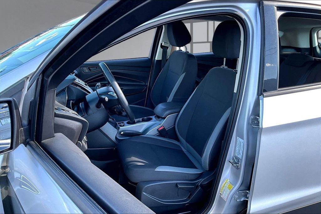 Used 2015 Ford Escape S image 25