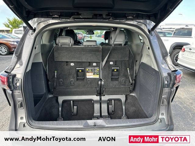Used 2021 Toyota Sienna XLE w/ XLE Plus Package AWD/4WD image 12