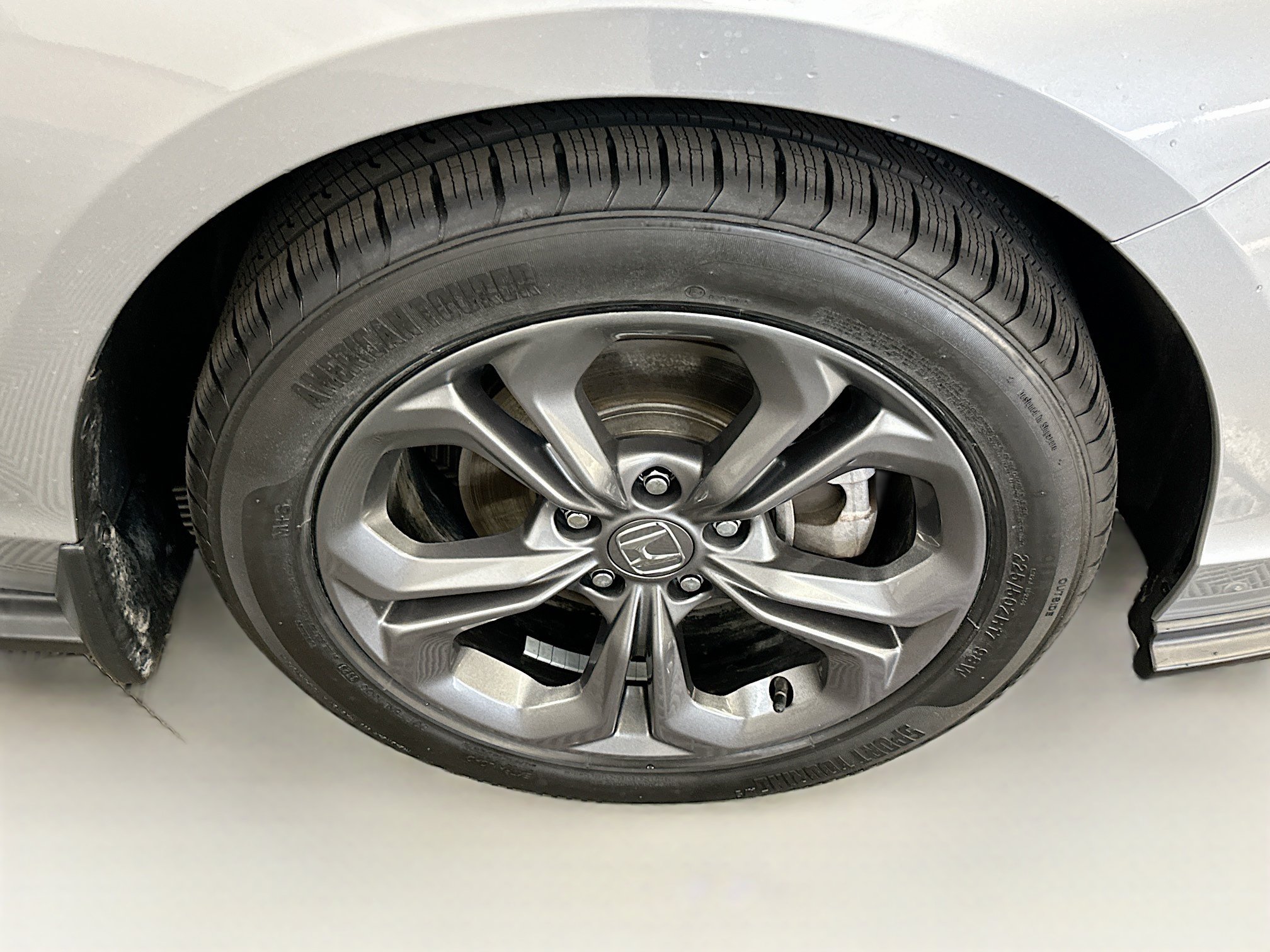 Used 2023 Honda Accord EX image 11