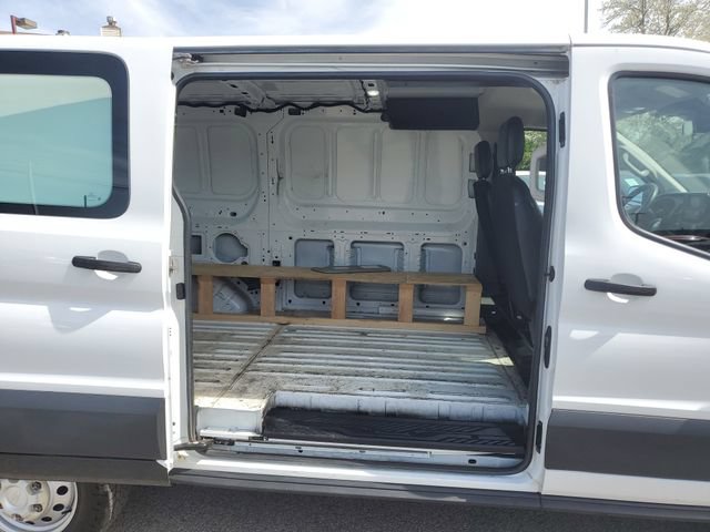 Used 2023 Ford Transit 250 Low Roof AWD image 27