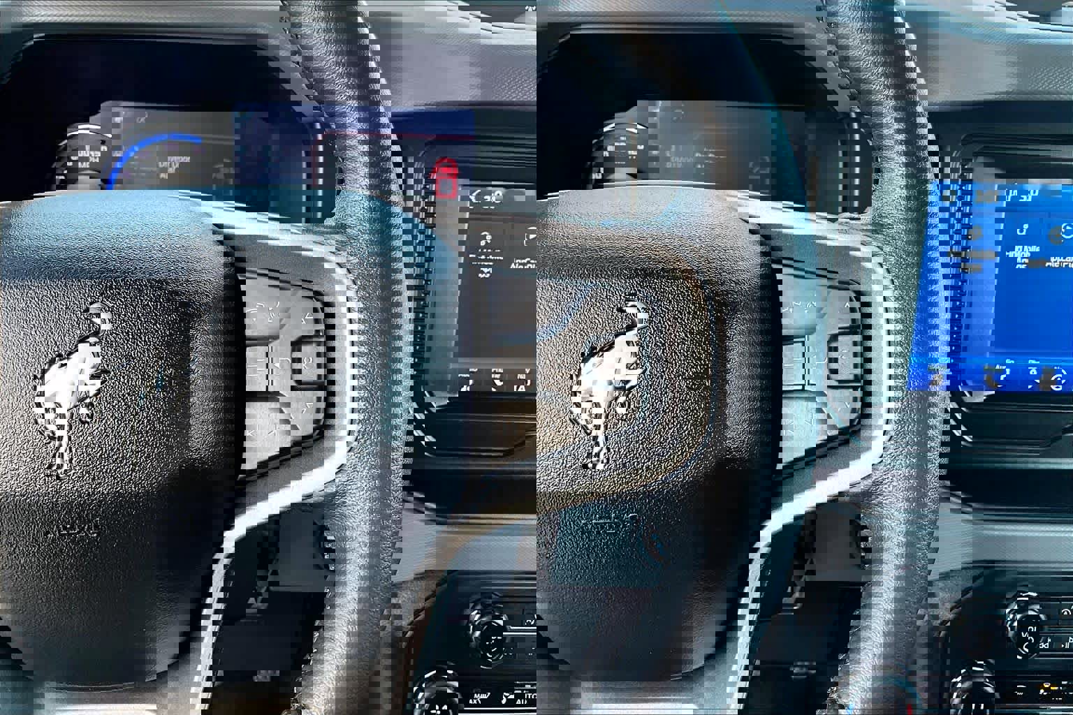 Used 2023 Ford Bronco Big Bend w/ Sasquatch Package image 24