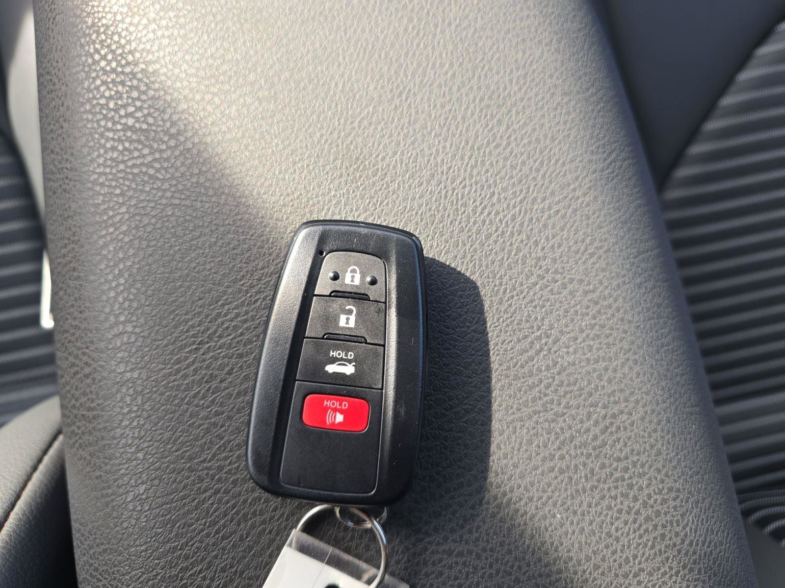Used 2024 Toyota Camry SE FWD image 12