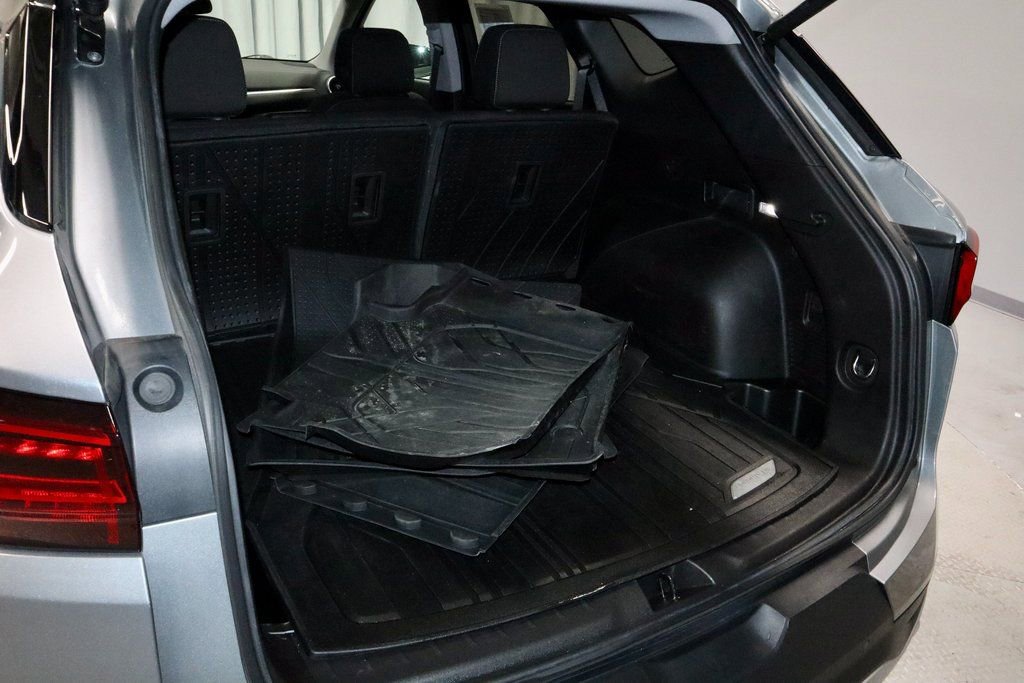 Used 2024 Chevrolet Blazer LT w/ Convenience Package image 14