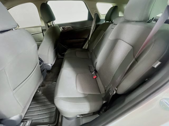Used 2025 Kia Sportage LX FWD image 23