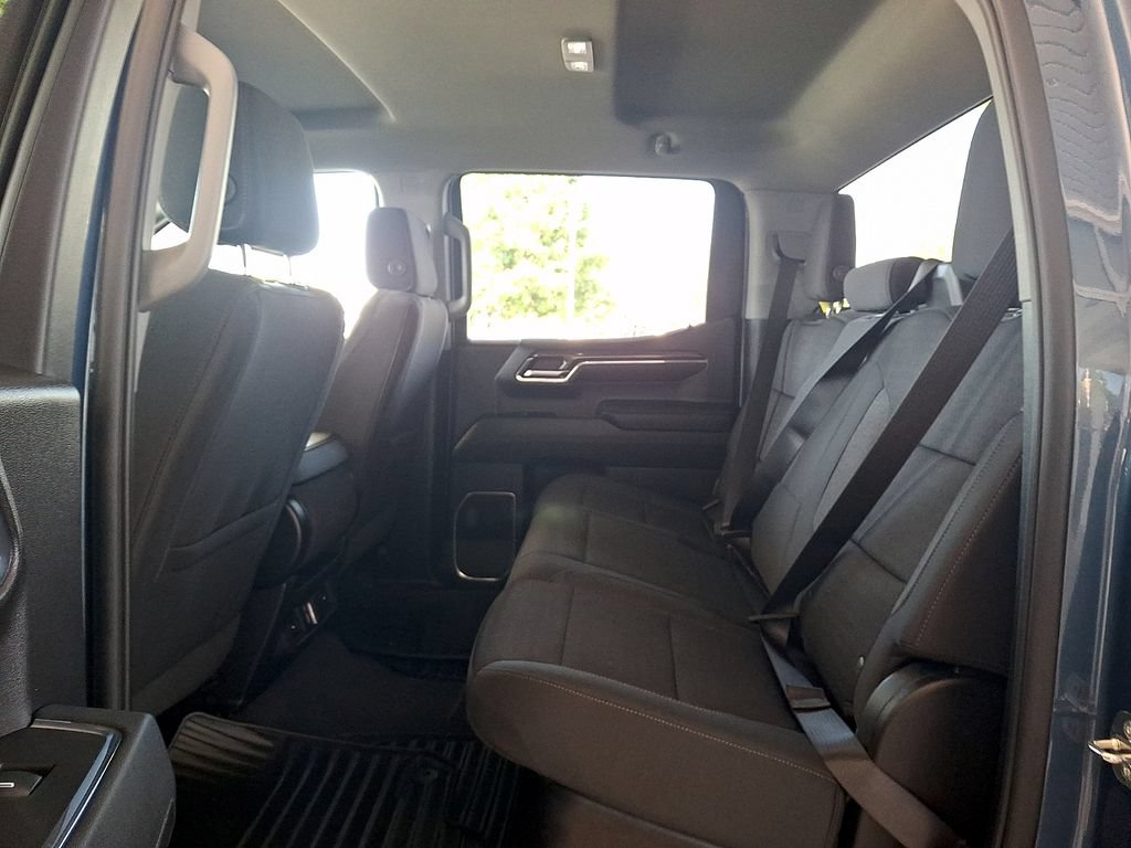 Certified 2024 Chevrolet Silverado 1500 RST AWD/4WD image 10
