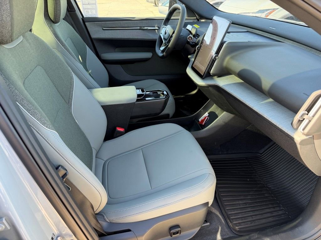 New 2026 Volvo EX30 Cross Country Ultra w/ Protection Package Premier image 10