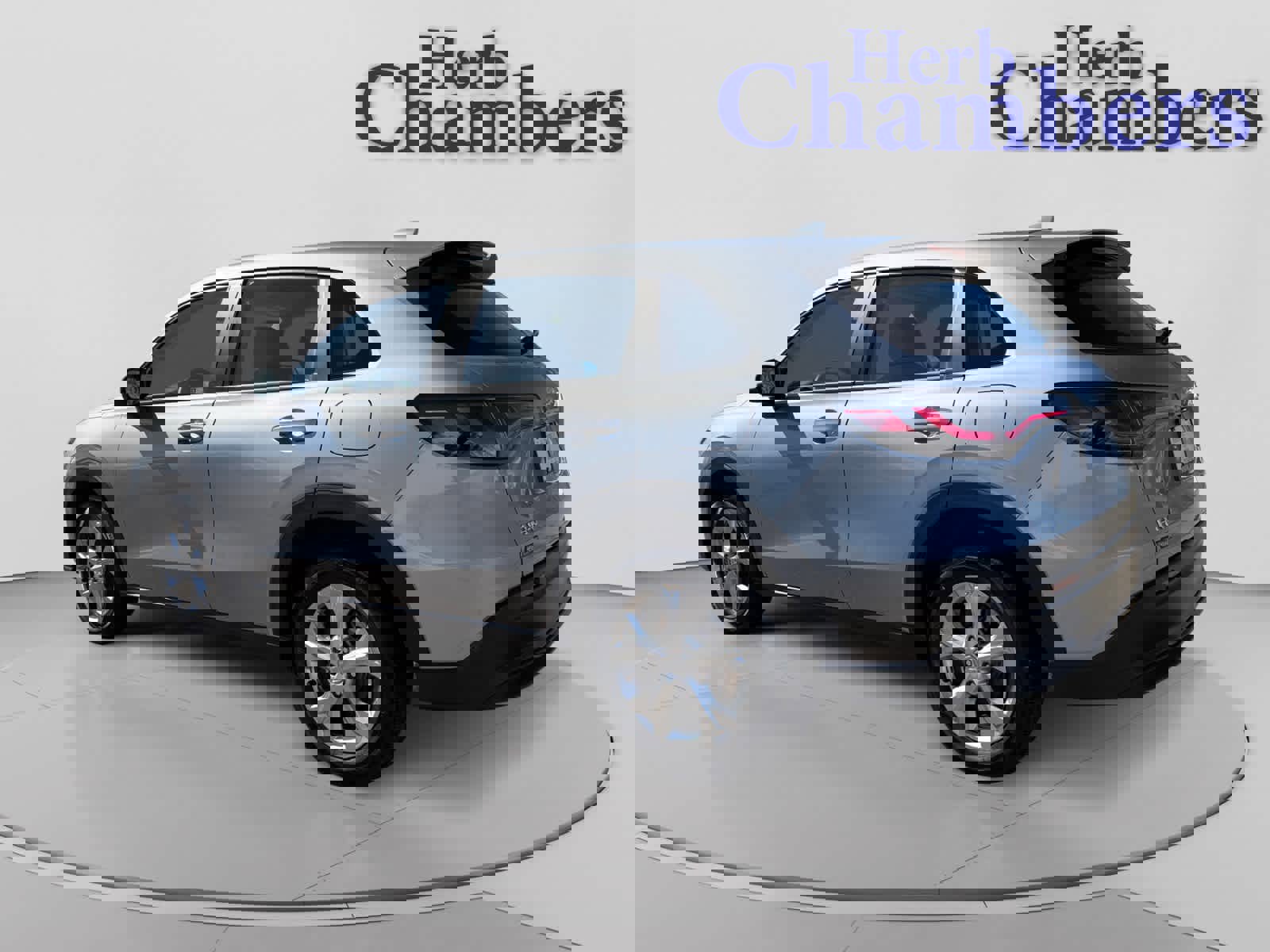 Used 2023 Honda HR-V LX image 3