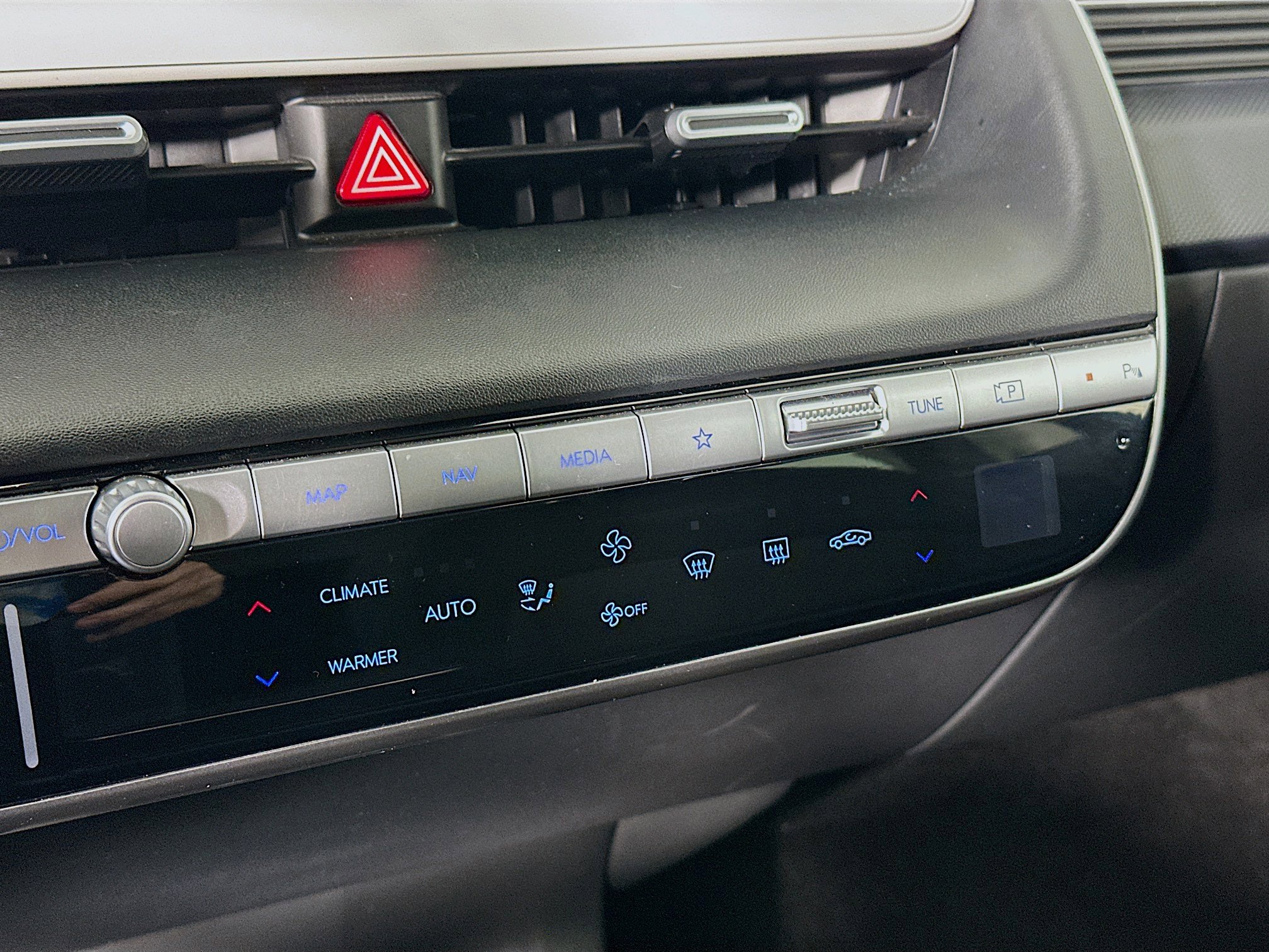 Used 2023 Hyundai Ioniq 5 SE image 24