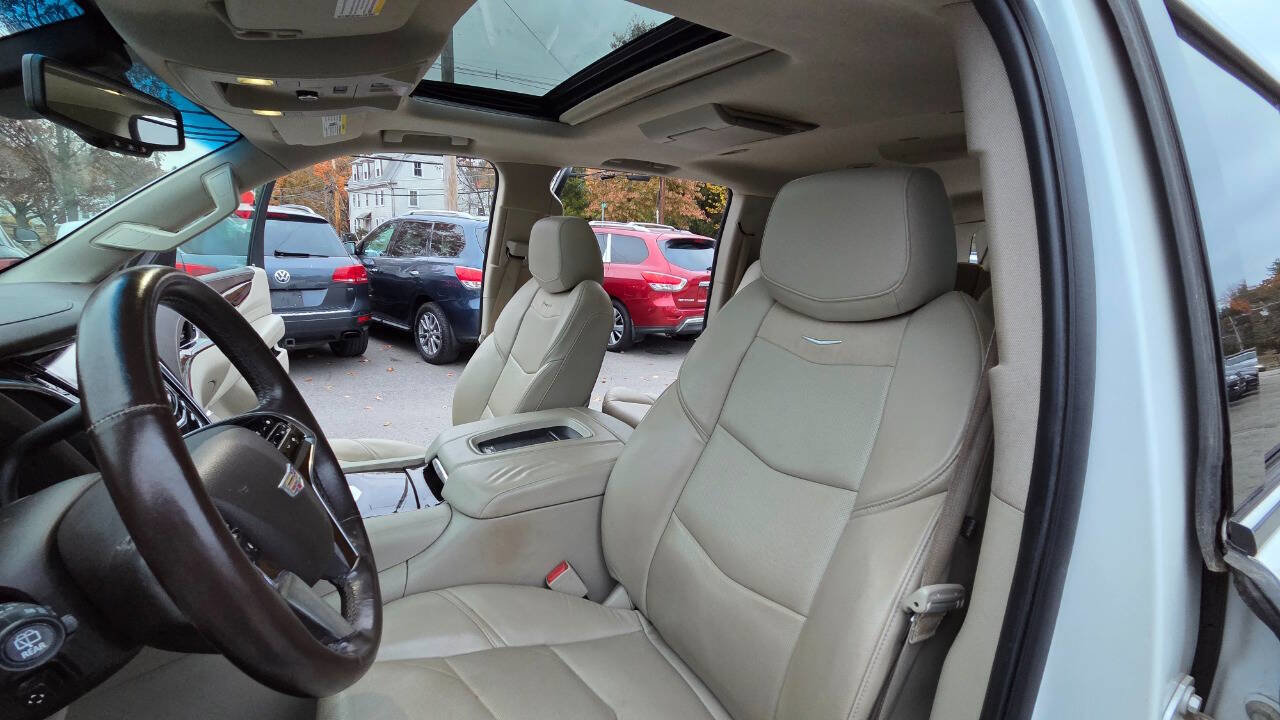 Used 2016 Cadillac Escalade ESV Premium image 24
