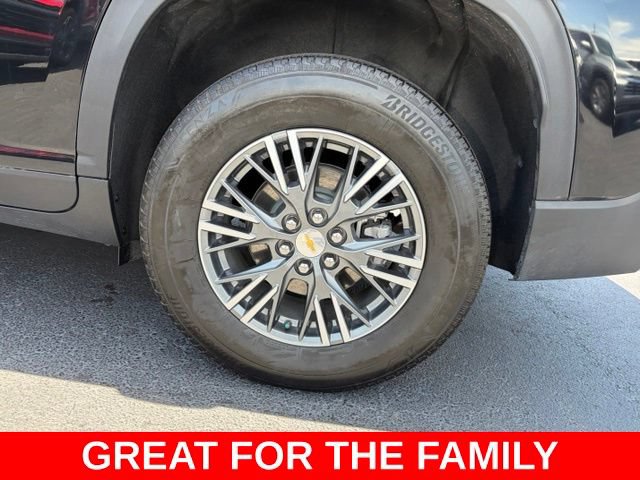 Used 2026 Chevrolet Traverse LT w/ Driver Confidence Package FWD image 10
