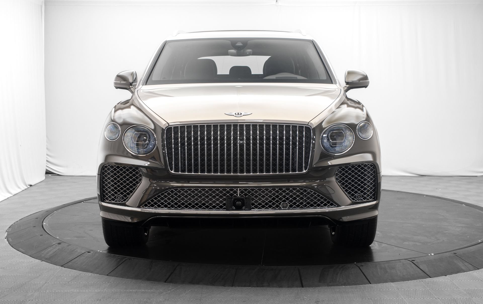 New 2026 Bentley Bentayga AWD/4WD image 8