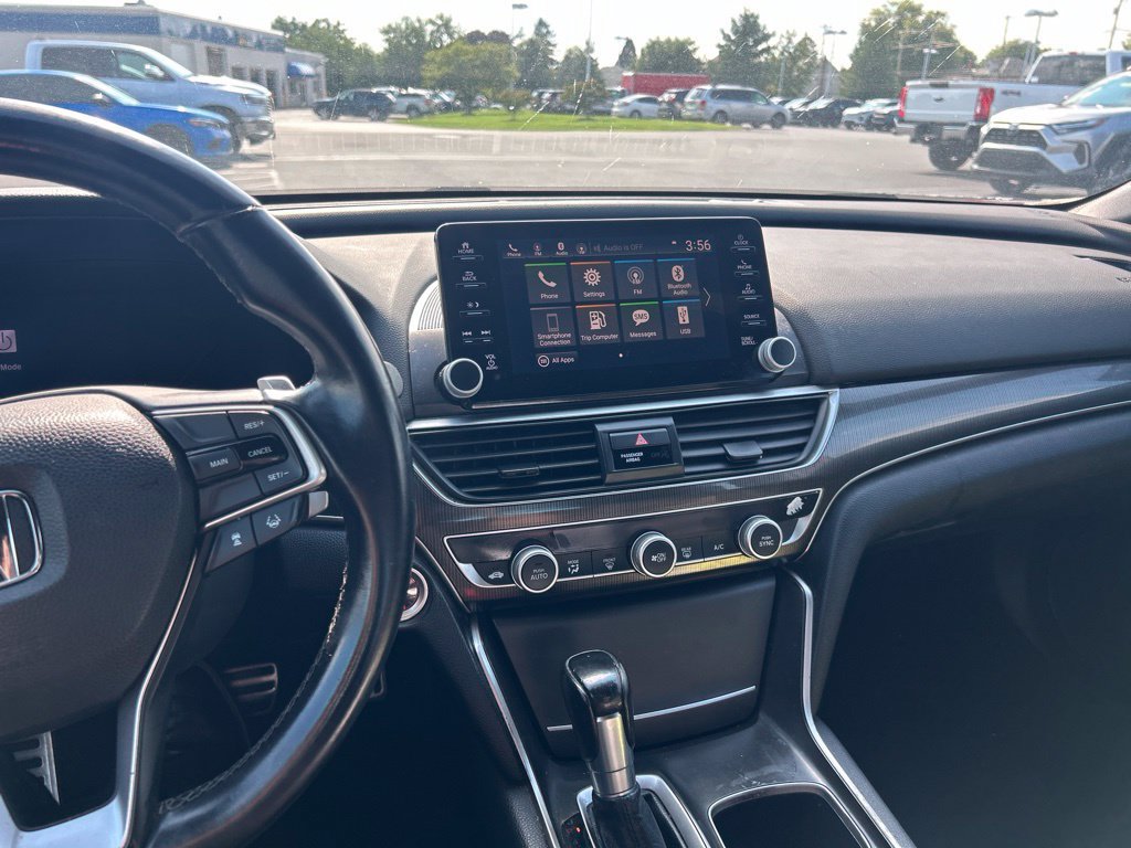 Used 2018 Honda Accord Sport image 9
