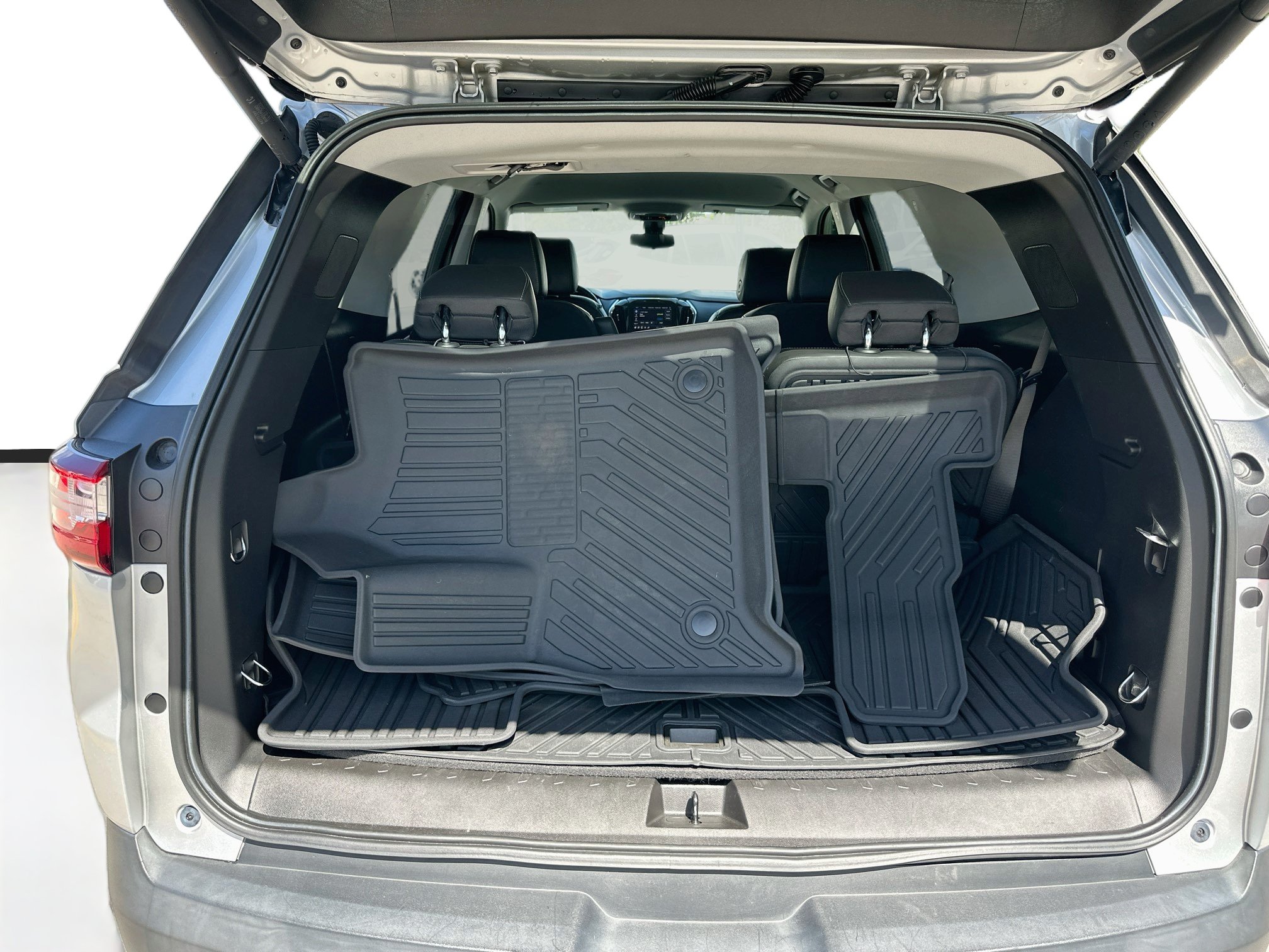 Used 2020 Chevrolet Traverse RS FWD image 26
