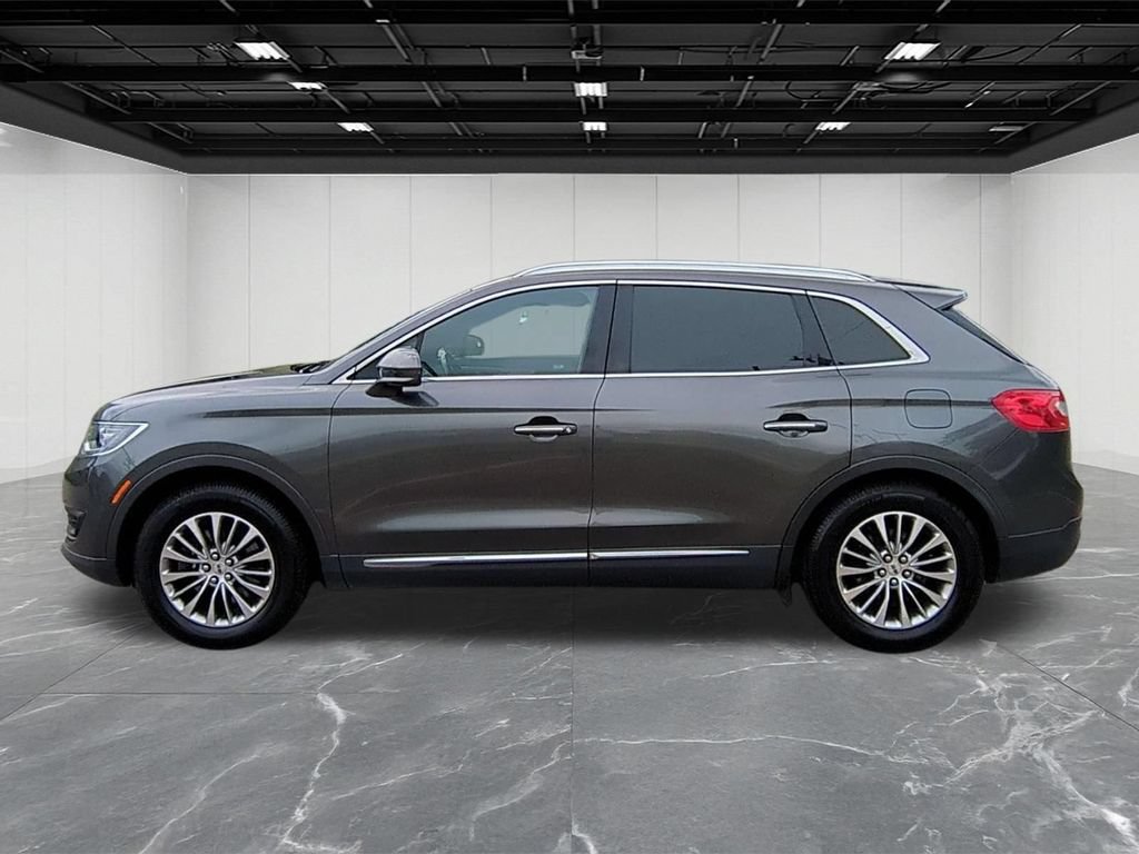 Used 2017 Lincoln MKX Select FWD image 2