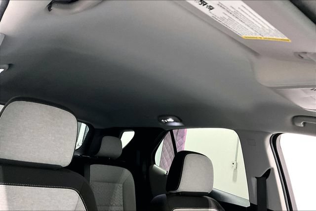 Used 2023 Chevrolet Equinox LS AWD/4WD image 34