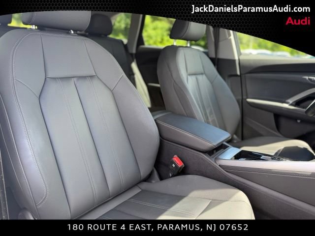 Used 2025 Audi Q5 Premium w/ Convenience Package AWD/4WD image 17