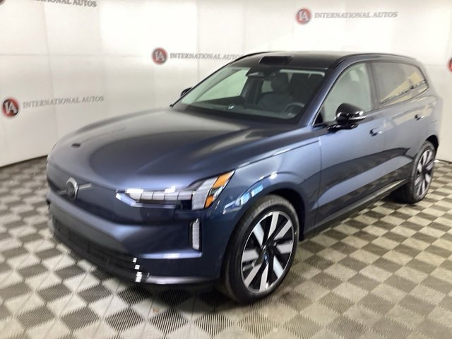 New 2025 Volvo EX90 Ultra image 1