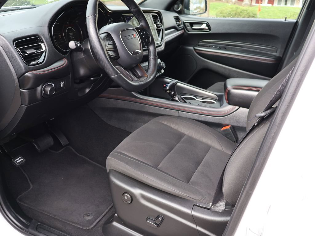 Used 2025 Dodge Durango GT image 21