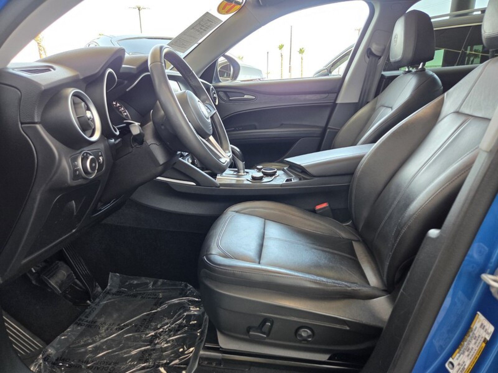 Used 2019 Alfa Romeo Stelvio AWD w/ Nero Edizione image 13