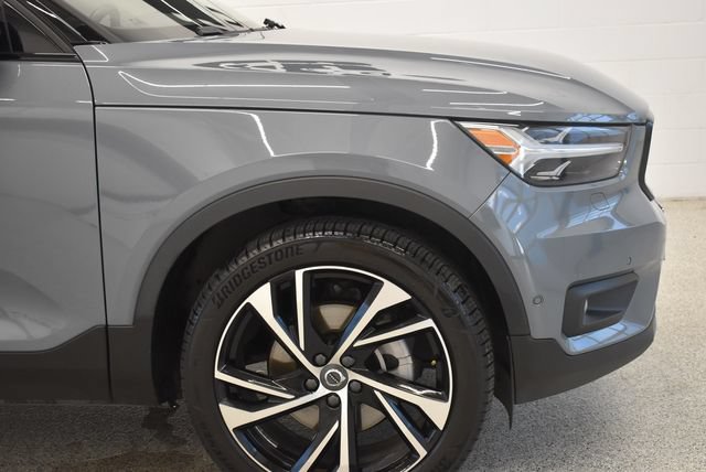 Used 2021 Volvo XC40 T5 R-Design w/ Advanced Package AWD/4WD image 13